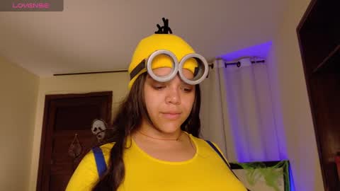         online show from October 30, 2025, 1:12 pm