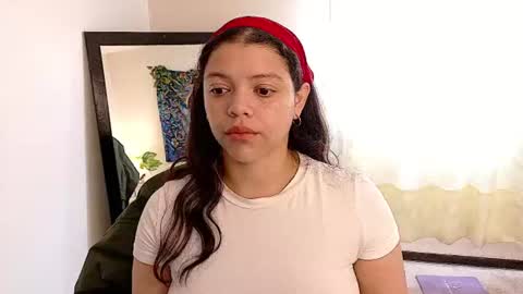 Snapshot of amand1_sweet chatting on June 26, 2026, 3:27 pm online show from June 26, 2026, 3:27 pm