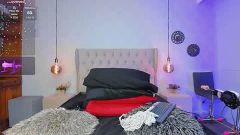 amanda29_ online show from December 3, 2025, 7:34 pm