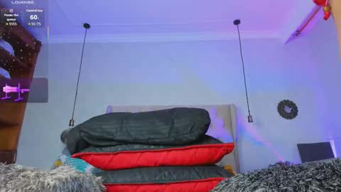 amanda29_ online show from February 11, 2026, 8:03 pm