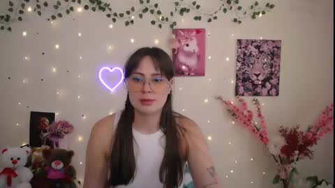 Snapshot of amanda_bright_ chatting on June 18, 2026, 9:36 am amanda_bright_ online show from June 18, 2026, 9:36 am