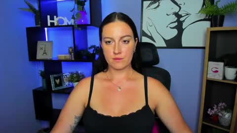Snapshot of amanda_burn chatting on May 11, 2026, 4:04 pm Amanda online show from May 11, 2026, 4:04 pm