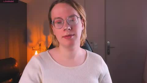 Hi im Amanda online show from October 5, 2025, 11:08 am