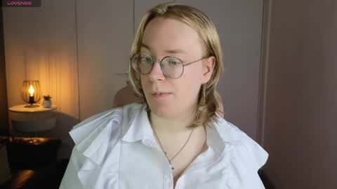 Hi im Amanda online show from June 5, 2026, 12:44 pm