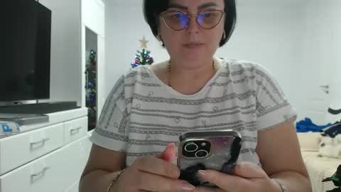 Anda .. online show from December 21, 2025, 10:00 am