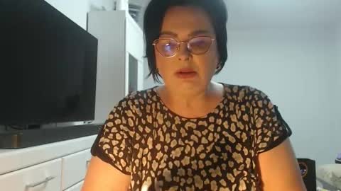 Snapshot of amandamuller1982 chatting on June 7, 2026, 10:24 pm Anda online show from June 7, 2026, 10:24 pm
