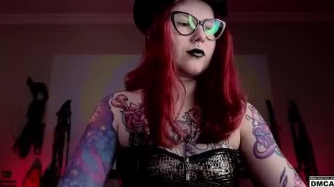 Snapshot of amanita__pantherina chatting on February 28, 2025, 11:36 am Goddess Amanita online show from February 28, 2025, 11:36 am