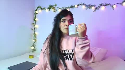 Amara Vega  online show from April 19, 2026, 2:44 am