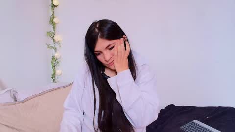 Amara Vega  online show from June 3, 2026, 2:33 pm