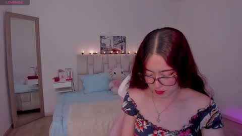 Snapshot of amaraa_couper1 chatting on March 17, 2026, 3:44 am amaraa_couper1 online show from March 17, 2026, 3:44 am