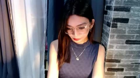 BELLA online show from March 12, 2026, 5:08 pm