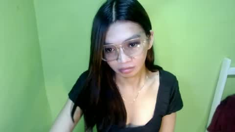 BELLA online show from June 24, 2026, 3:38 am