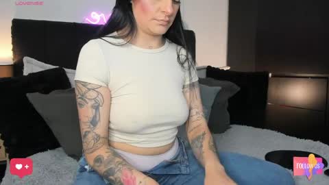 Snapshot of amarae chatting on June 2, 2026, 2:13 am Amara online show from June 2, 2026, 2:13 am