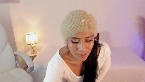 Amara online show from February 19, 2025, 10:42 pm