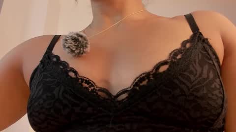 Amara online show from September 26, 2025, 6:06 am