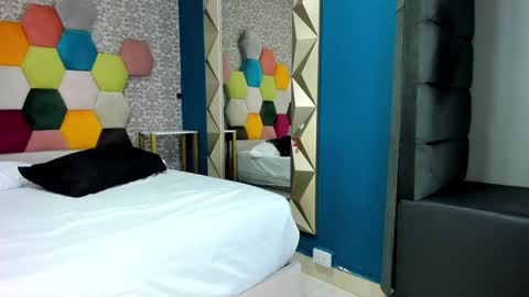 amarantha_hans online show from February 7, 2025, 1:36 am