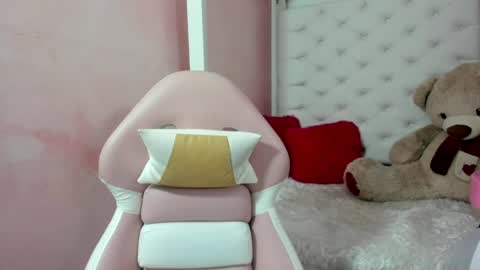 Snapshot of amarantha_milk2 chatting on May 12, 2026, 8:39 pm amarantha online show from May 12, 2026, 8:39 pm