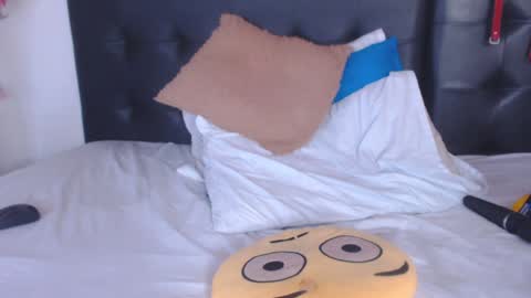   online show from February 3, 2025, 5:46 pm