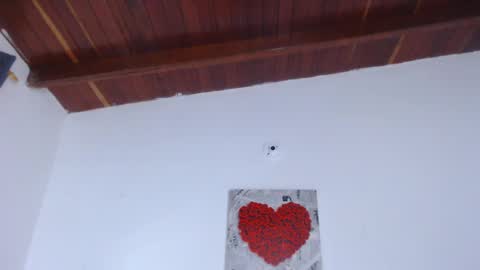   online show from October 1, 2025, 11:16 am