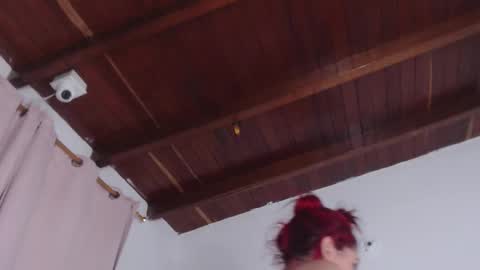   online show from October 16, 2025, 11:11 am