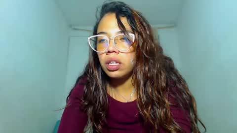 Snapshot of amararoberts08 chatting on December 7, 2024, 10:06 pm Amara Julia online show from December 7, 2024, 10:06 pm
