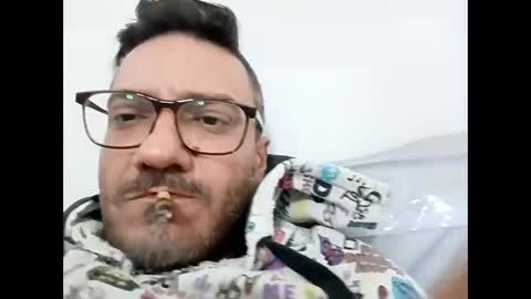 Snapshot of amaras5 chatting on November 10, 2025, 12:42 am amaras5 online show from November 10, 2025, 12:42 am