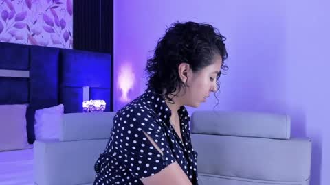Snapshot of amarettho chatting on January 21, 2025, 10:30 am Emily online show from January 21, 2025, 10:30 am