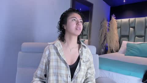 Snapshot of amarettho chatting on February 6, 2025, 11:10 am Emily online show from February 6, 2025, 11:10 am