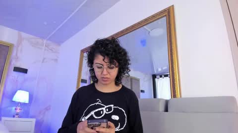 Snapshot of amarettho chatting on February 10, 2025, 3:32 pm Emily online show from February 10, 2025, 3:32 pm