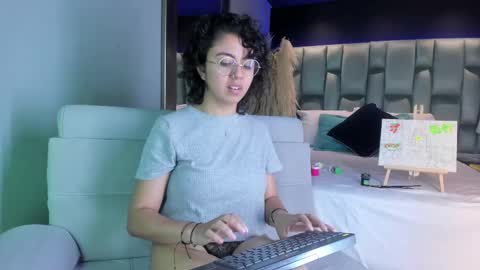 Snapshot of amarettho chatting on February 15, 2025, 1:49 pm Emily online show from February 15, 2025, 1:49 pm