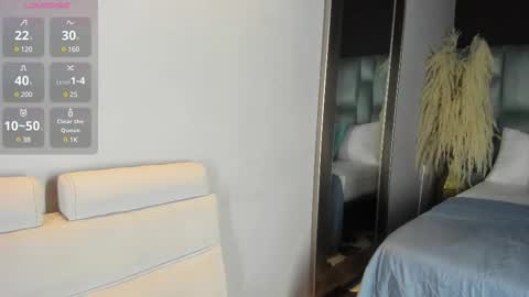 Snapshot of amarettho chatting on February 21, 2025, 12:06 pm Emily online show from February 21, 2025, 12:06 pm