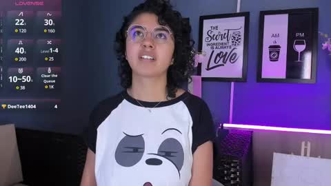 Snapshot of amarettho chatting on March 4, 2025, 2:32 pm Emily online show from March 4, 2025, 2:32 pm