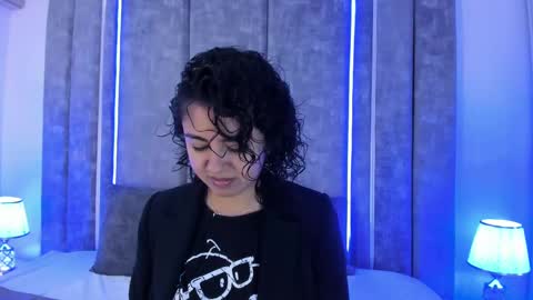 Snapshot of amarettho chatting on March 7, 2025, 11:40 am Emily online show from March 7, 2025, 11:40 am
