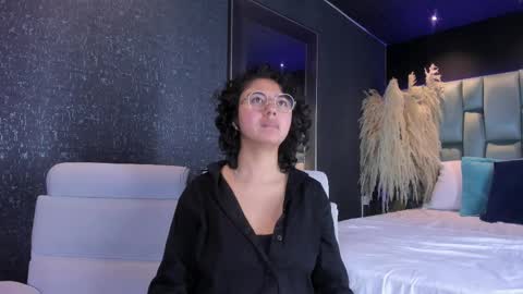Snapshot of amarettho chatting on March 8, 2025, 3:45 pm Emily online show from March 8, 2025, 3:45 pm