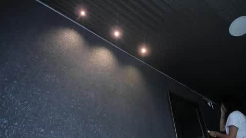 Emily online show from December 18, 2025, 12:00 pm