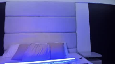 Snapshot of amarettho chatting on June 5, 2026, 9:37 am Emily online show from June 5, 2026, 9:37 am