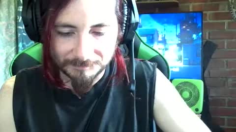 Amaru online show from November 23, 2025, 10:53 pm