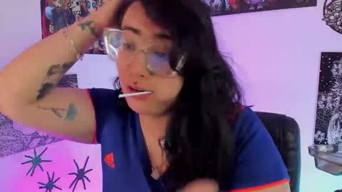  Katt   online show from November 17, 2025, 6:03 pm