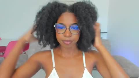 Snapshot of amatiistur chatting on September 30, 2025, 5:29 pm Tammy online show from September 30, 2025, 5:29 pm