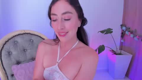 Snapshot of amatista_4 chatting on July 17, 2026, 5:18 pm Amatista online show from July 17, 2026, 5:18 pm