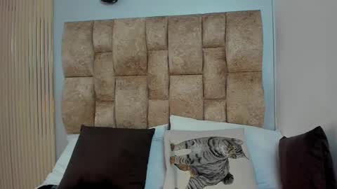 AMATISTA online show from September 22, 2025, 10:01 pm