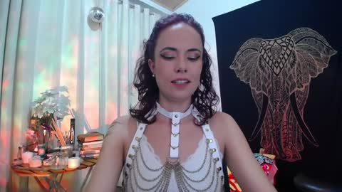 Snapshot of amatista_riveera chatting on December 26, 2024, 11:46 pm Amatista Next stream 9 DEC 1 PM COLOMBIAN TIME miss u and love u online show from December 26, 2024, 11:46 pm