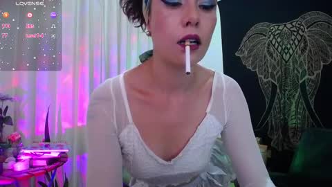 Snapshot of amatista_riveera chatting on September 11, 2025, 12:44 am Amatista Next stream 9 DEC 1 PM COLOMBIAN TIME miss u and love u online show from September 11, 2025, 12:44 am