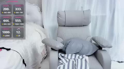 yooo online show from September 22, 2025, 12:34 am