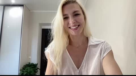 Kelly online show from July 30, 2026, 8:46 am