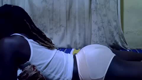 amazon_girl03 online show from November 7, 2025, 6:35 am