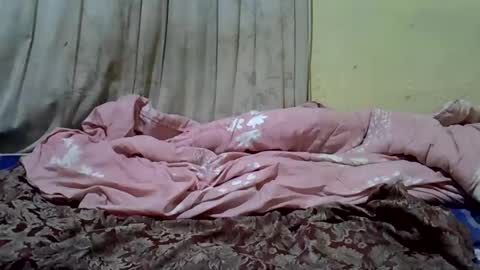 amazon_girl03 online show from April 9, 2026, 3:06 am