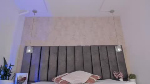 Snapshot of ambaar_moon_ chatting on May 23, 2026, 8:02 pm Ambar online show from May 23, 2026, 8:02 pm