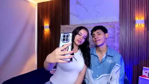 Snapshot of ambar_a_camilo chatting on July 7, 2026, 12:31 pm Ambar and Camilo online show from July 7, 2026, 12:31 pm