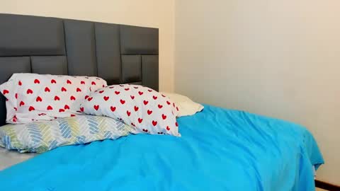 ambar online show from February 19, 2025, 4:55 am